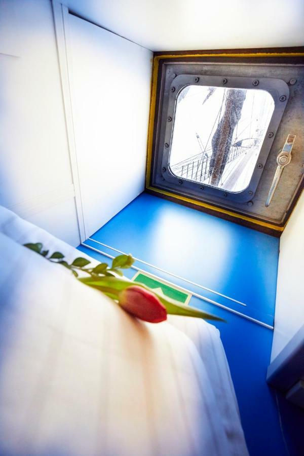 מלון המבורג Segelschiff Loth Lorien מראה חיצוני תמונה